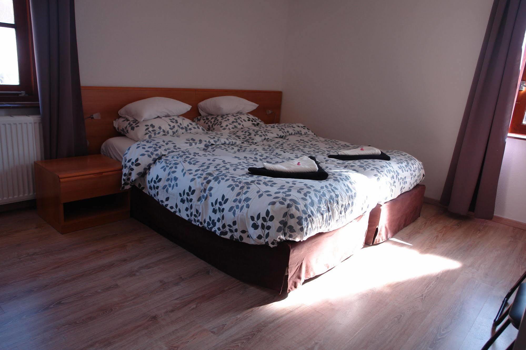 Apart Hotel Het Veerse Meer Кортгене Екстериор снимка